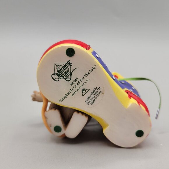 Charming Tails "Laughter Is Good For The Sole" Figurine Mouse With Clown Shoe - Picture 8 of 8